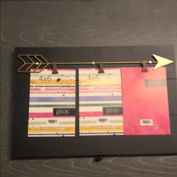 Wall sign - Picture 1 of 1